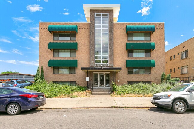 Foto del edificio - 1424 N Pearl St