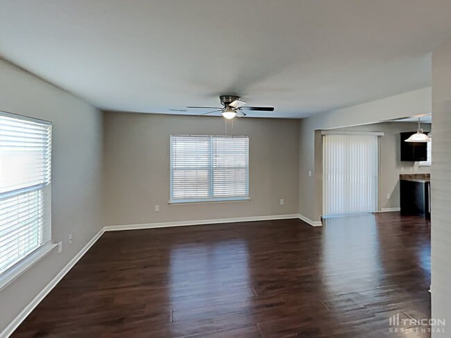 Foto del edificio - 1538 Kilstrom St