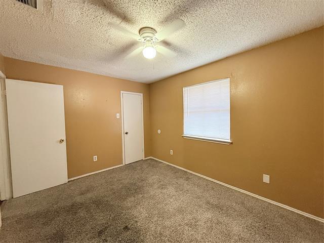 Foto del edificio - 2641 Santa Barbara Dr