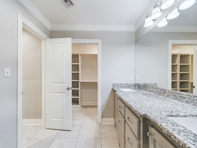 Building Photo - 1057 Timber Trails Rd