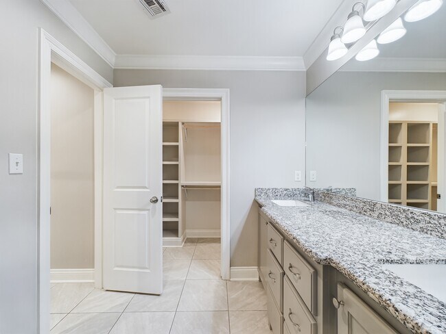 Foto del edificio - 1057 Timber Trails Rd