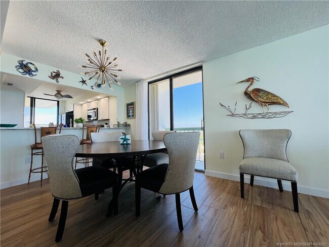 Foto del edificio - 9900 S Ocean Dr