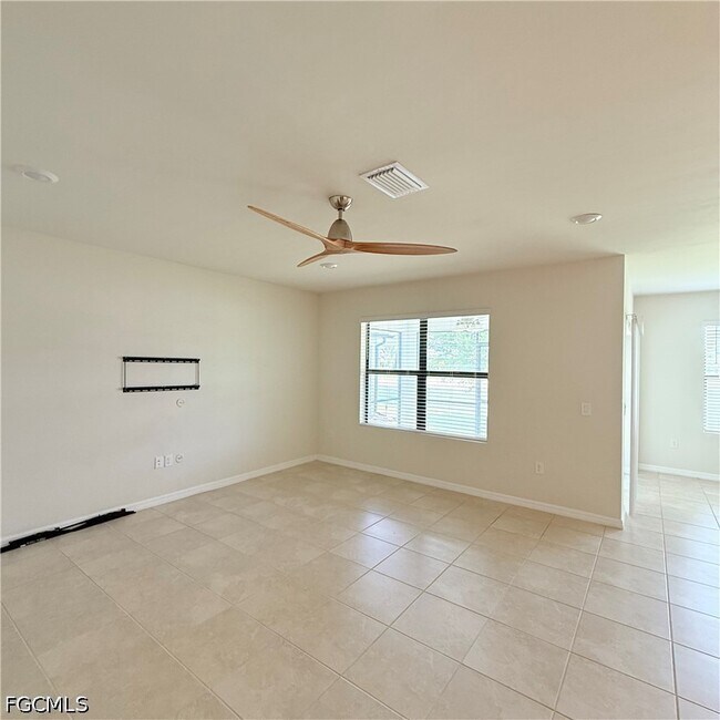 Building Photo - 10754 Marlberry Way