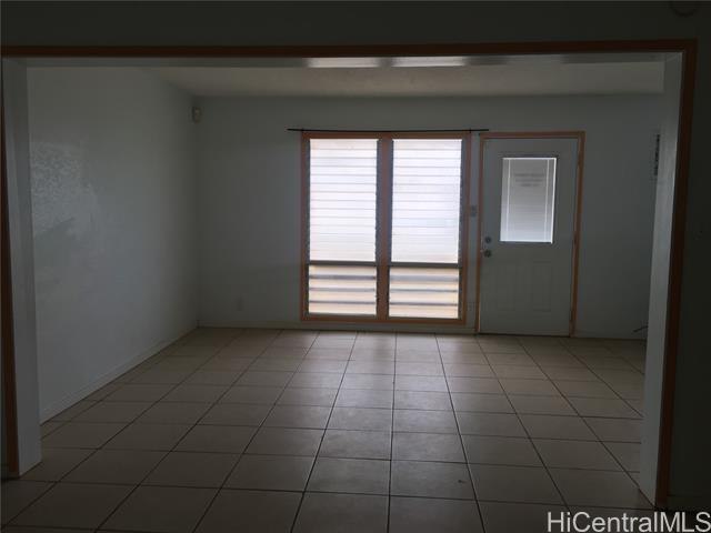 Foto del edificio - 84-700-700 Farrington Hwy
