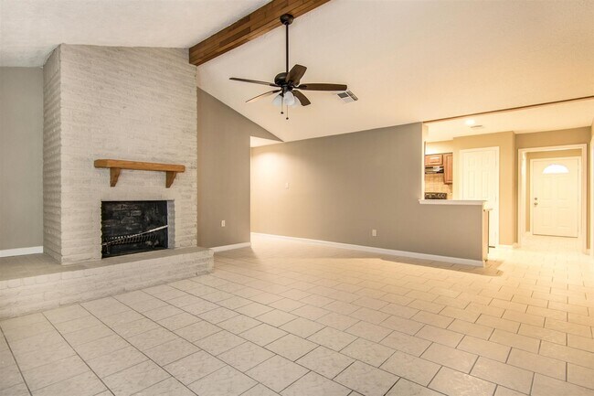 Foto del edificio - 4327 Lucian Ln