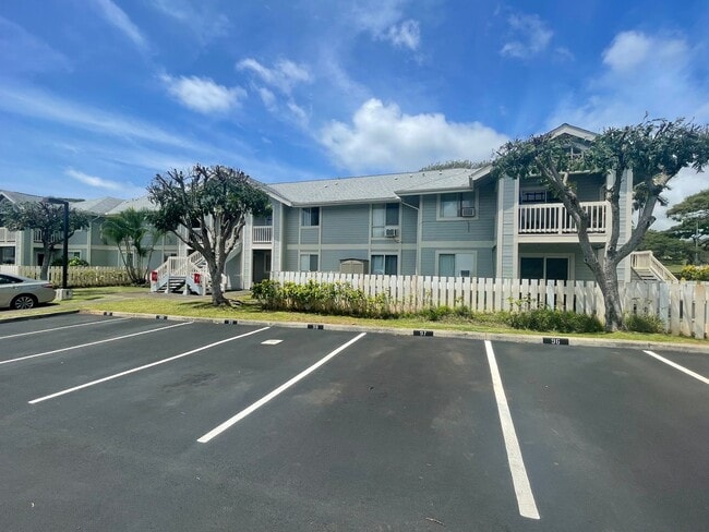 2/1.5/2 at Hookumu at Waikele only $2,625.00 - 2/1.5/2 at Hookumu at Waikele only $2,625.00 Townhome