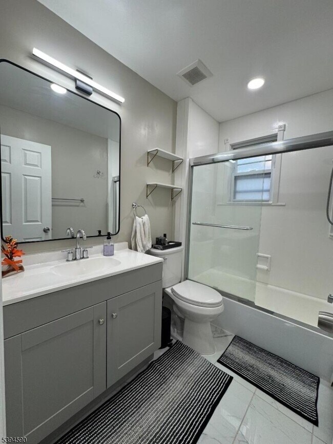 Foto del edificio - 141 Union Ave