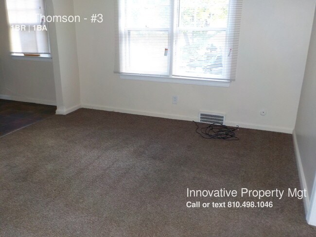 Foto del edificio - 702 Thomson St