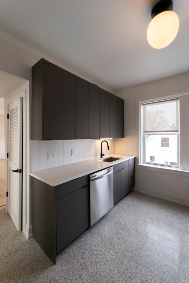 Foto del edificio - 2 bedroom in Chicago IL 60647