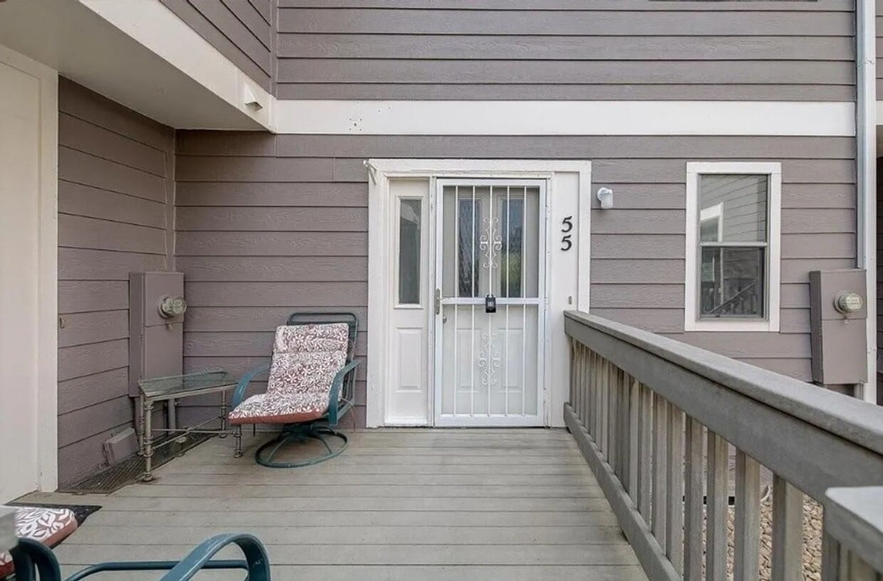 Primary Photo - 6785 W 84th Way