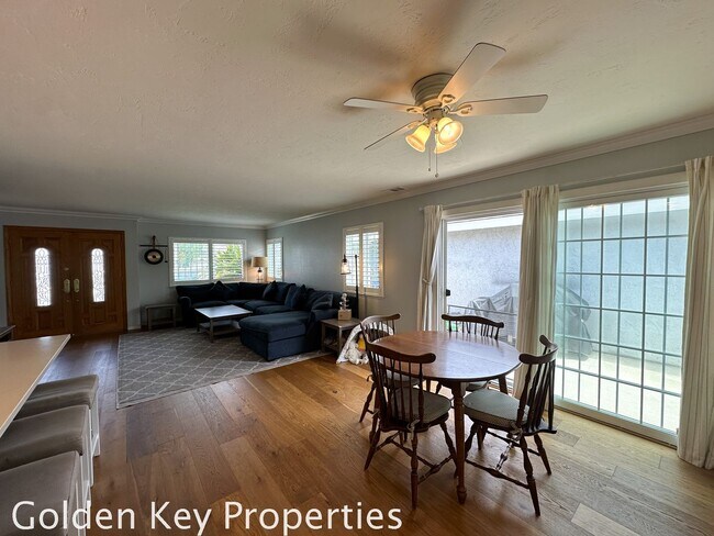 Foto del edificio - Charming 3BR / 2BA Single-Story Home in Co...