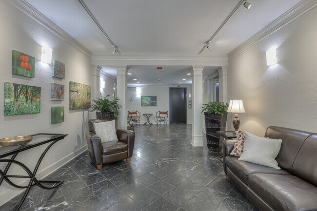 Building Photo - 133 Harpeth Trace Dr