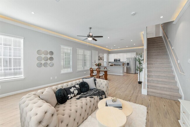 Foto del edificio - 923 Beebrush Ln