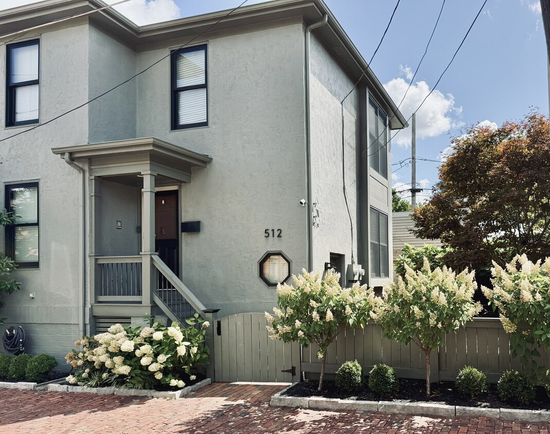 Primary Photo - 512 S 4th St