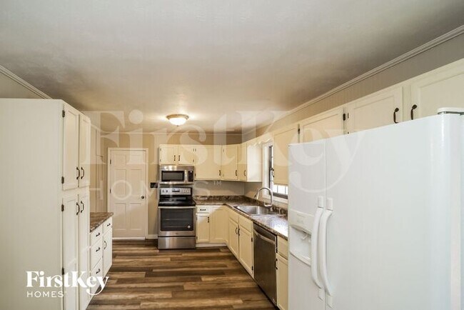 Foto del edificio - 2625 Sherwood Dr