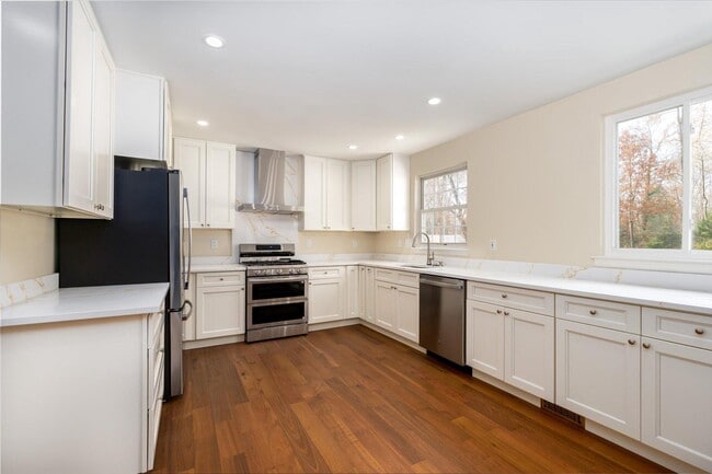 Foto del edificio - 2942 S Haven Dr