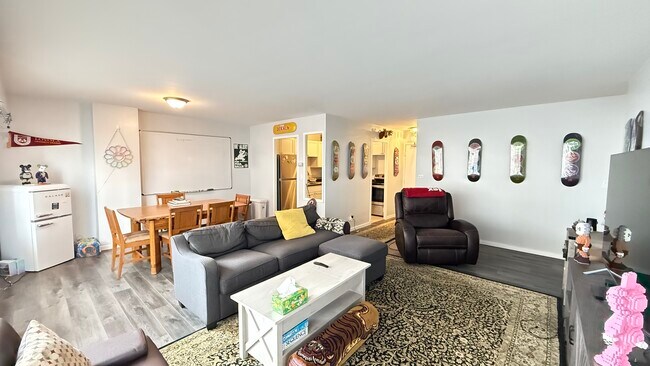 Foto del edificio - 6157 N Sheridan Rd