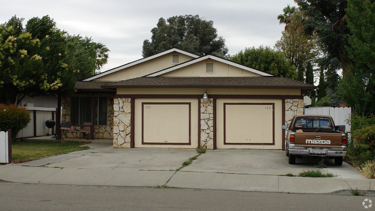 Building Photo - 157-159 El Dorado Dr