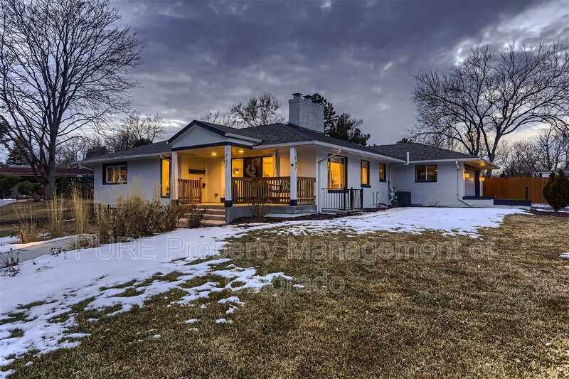 Primary Photo - 787 Crescent Ln