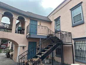 Building Photo - 5238 Arboles Dr