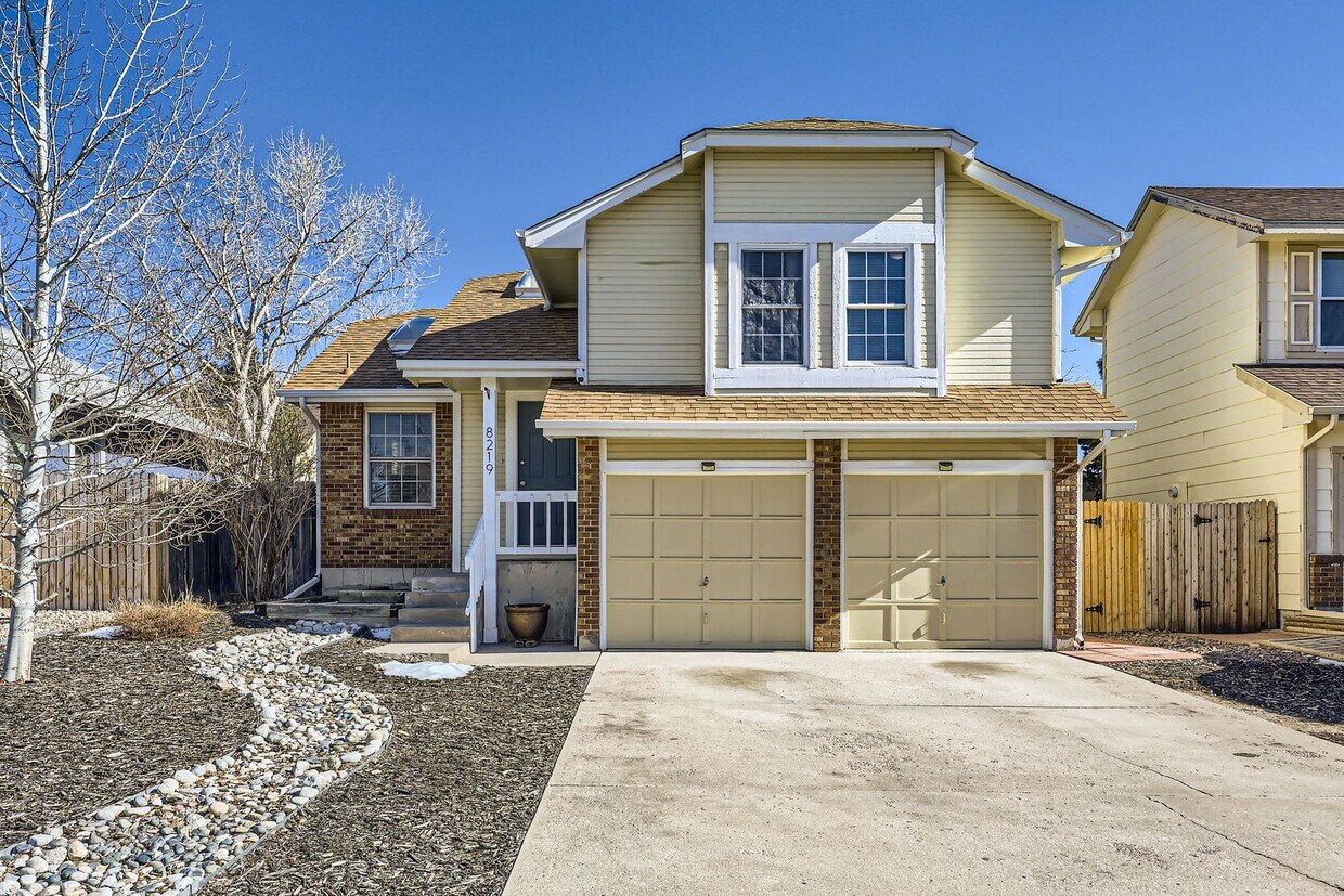 Primary Photo - Great 3 bedroom home in Fairfax