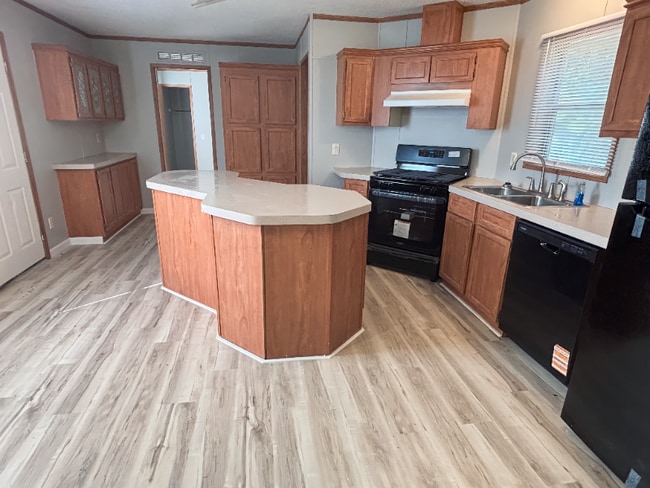 Building Photo - 7113 Timber Ridge S