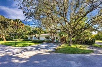Building Photo - 5990 SW 86th St
