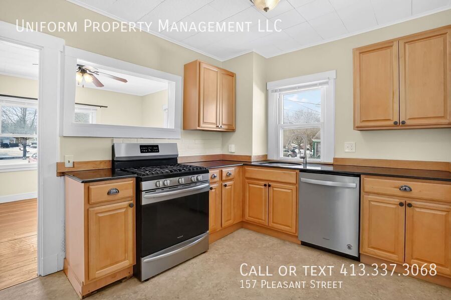 Photo - 157 Pleasant Street-