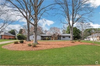 Building Photo - 770 Rounsaville Rd