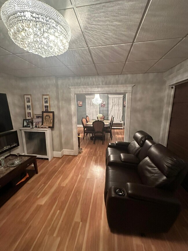 Entertainment & Dining Room View - 110 Florence Ct