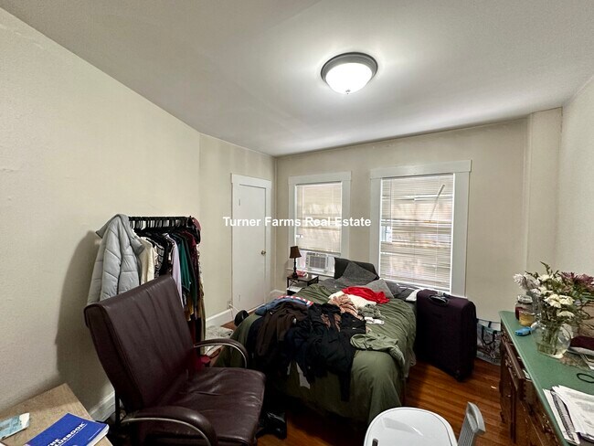 Foto del edificio - 27 Forest St