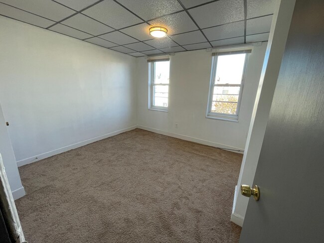 Building Photo - 2841 Almond St