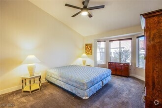 Building Photo - 8832 Villa Ridge Dr