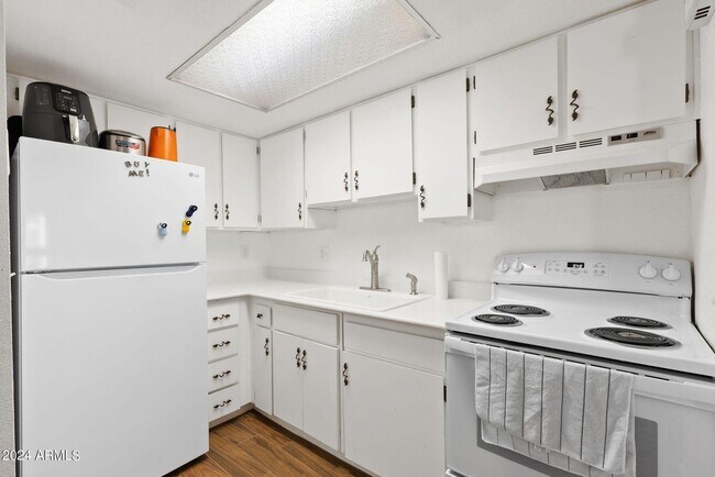 Foto del edificio - 1 Bedroom 1 Bath minutes away from ASU Cam...