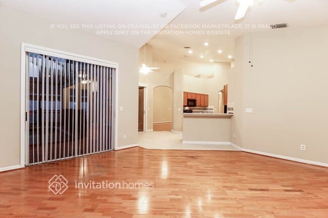 Foto del edificio - 1962 Wood Brook St