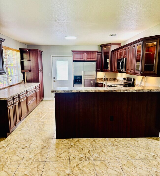 Foto del edificio - 14950 SW 20th St