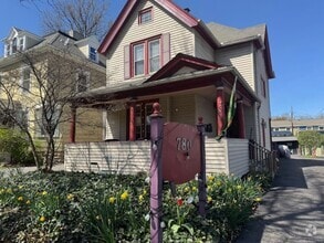 Building Photo - 780 University Ave