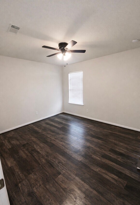 Foto del edificio - 1035 Auburn View Ln