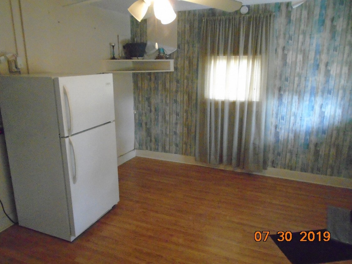 Building Photo - EFFICIENT LIVING