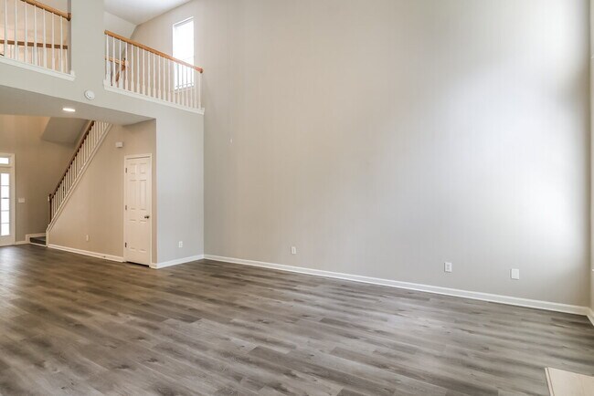 Foto del edificio - 7601 Hilltop Way