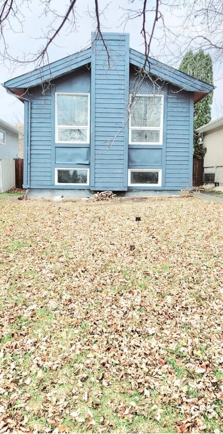 Primary Photo - 57 Mapleridge Ave