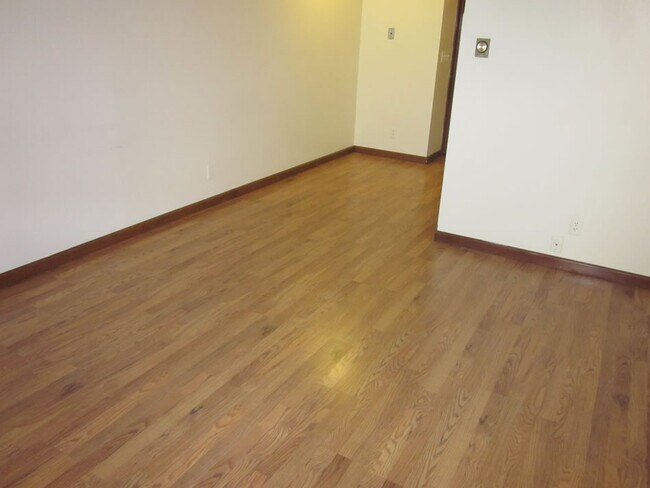 Foto del edificio - 606 W Healey St