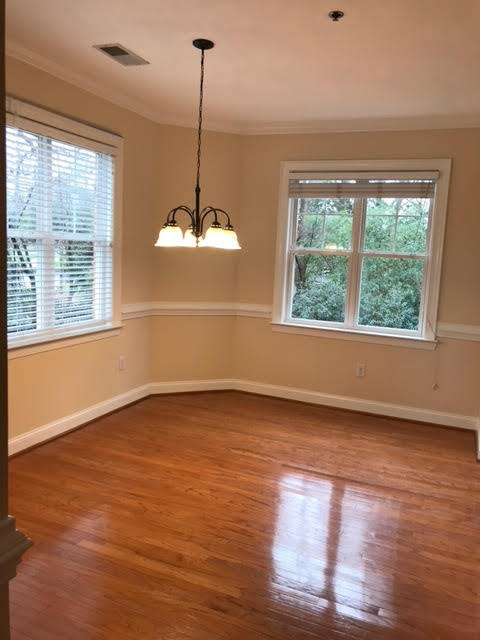 Foto del edificio - 5601 Fairview Rd