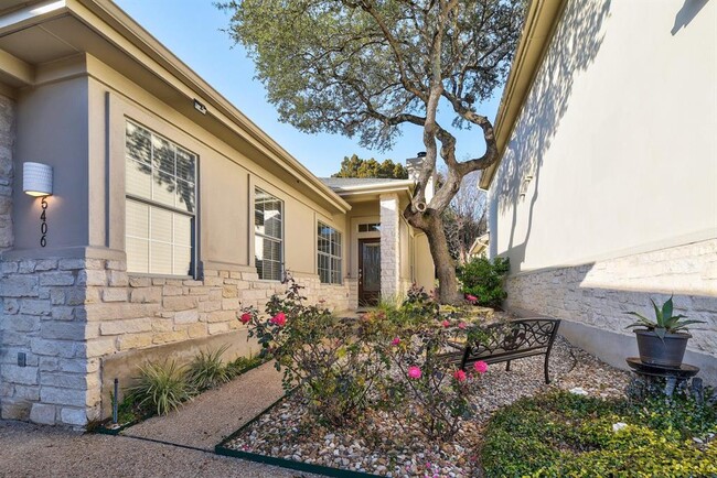 Building Photo - 5406 Courtyard Dr