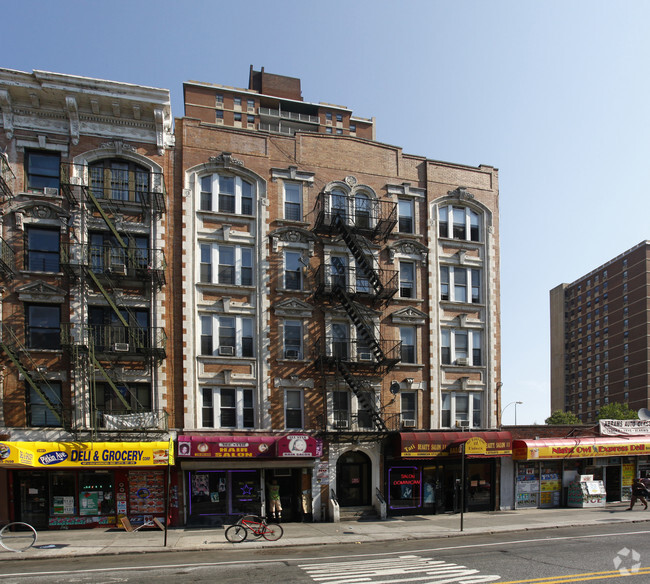 Foto del edificio - 1805 Pitkin Ave