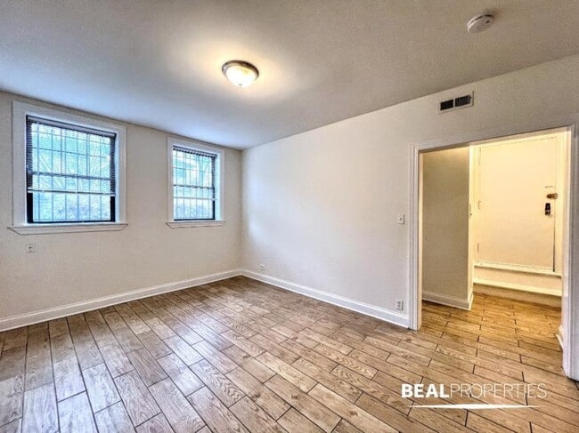 Photo - 1 bedroom in CHICAGO IL 60613 Apartment