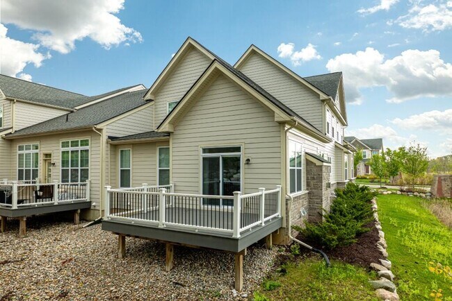Foto del edificio - 3000 N Spurway Dr