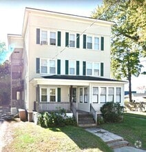 Building Photo - 70 Maple St