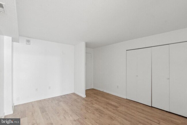 Foto del edificio - 1420 Locust St