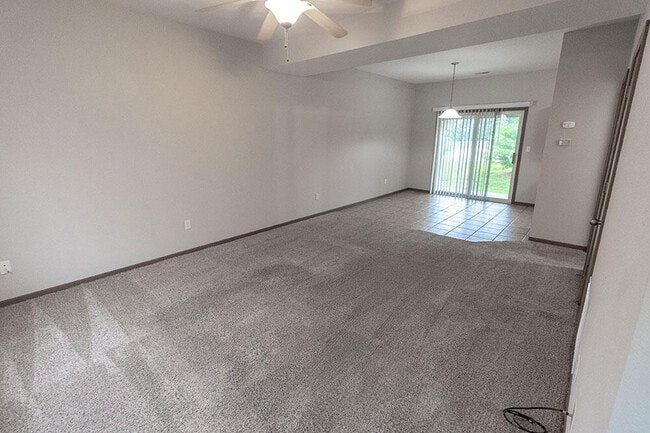 Building Photo - 1637 Citadel Dr